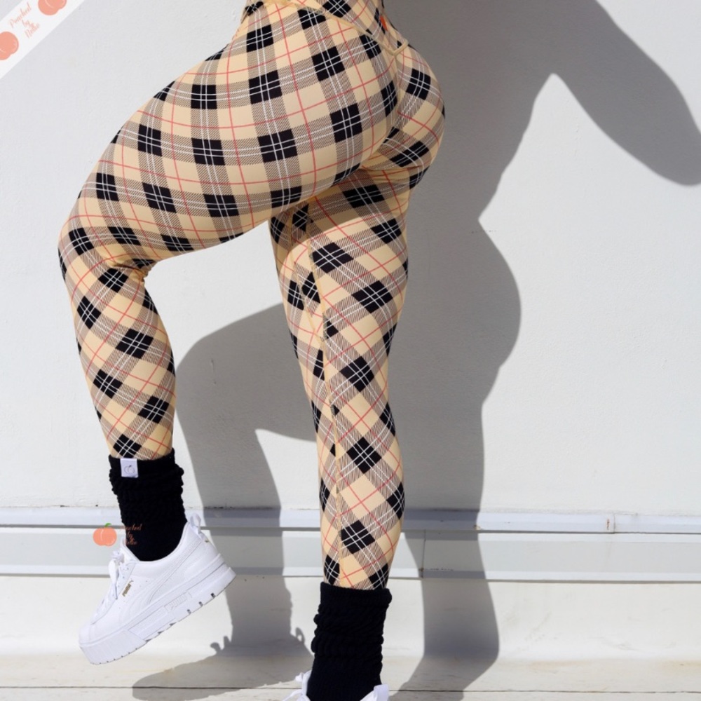 Peached by nellie beautiful plaid leggings sold out. size Large duet collection